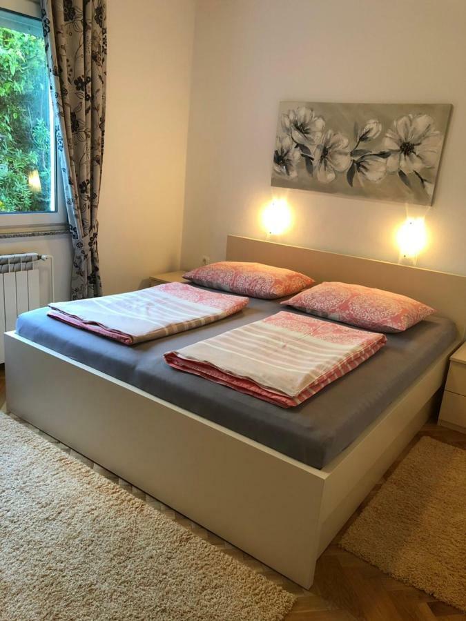 Banjol Apartment Branka מראה חיצוני תמונה